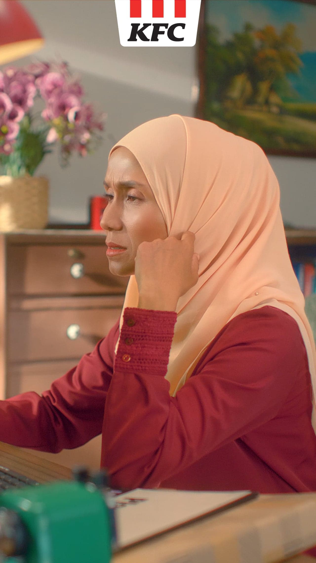 KFC — KFC Holiday Bucket 'Fully Booked'